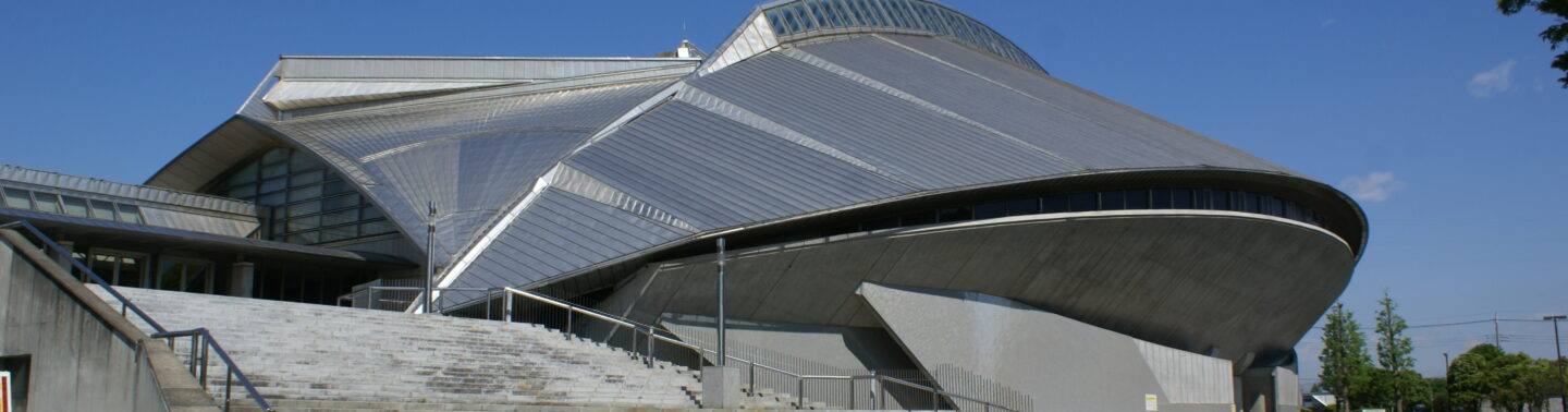 秋葉台文化体育館 施設案内